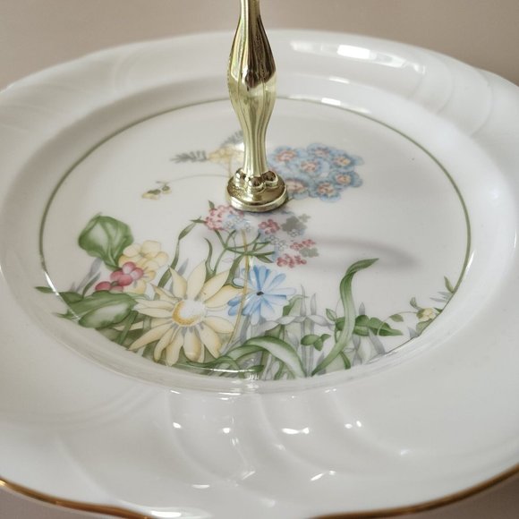 Royal Albert Center Handle Serving Plate 10.5" bone china tidbit 1987 read below - Picture 4 of 12